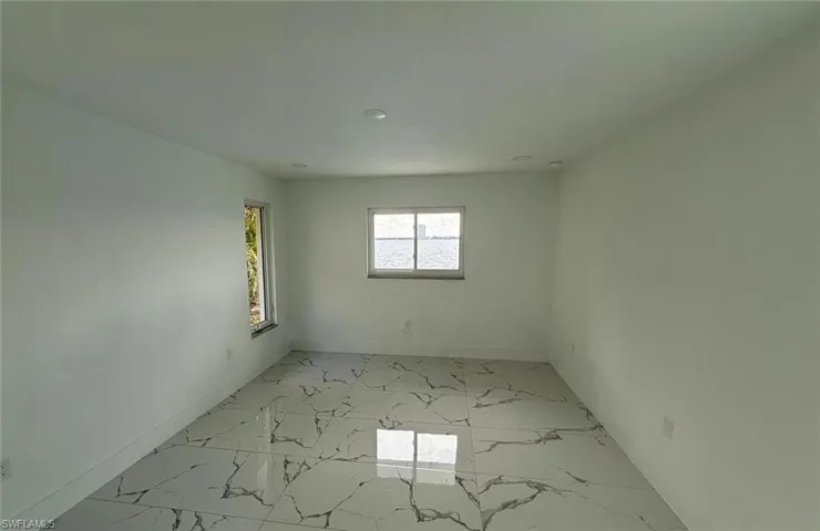 111 North Shore Ave, North Fort Myers, Florida 33917