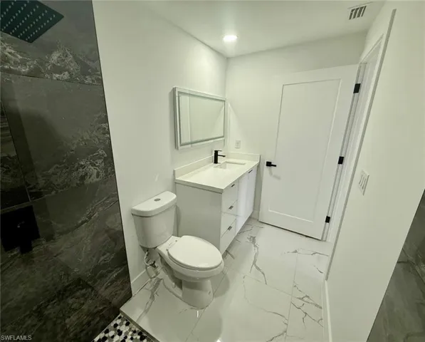 111 North Shore Ave, North Fort Myers, Florida 33917