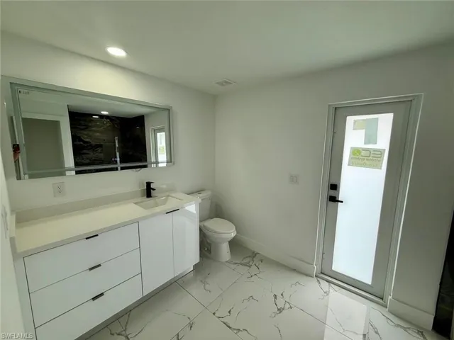 111 North Shore Ave, North Fort Myers, Florida 33917