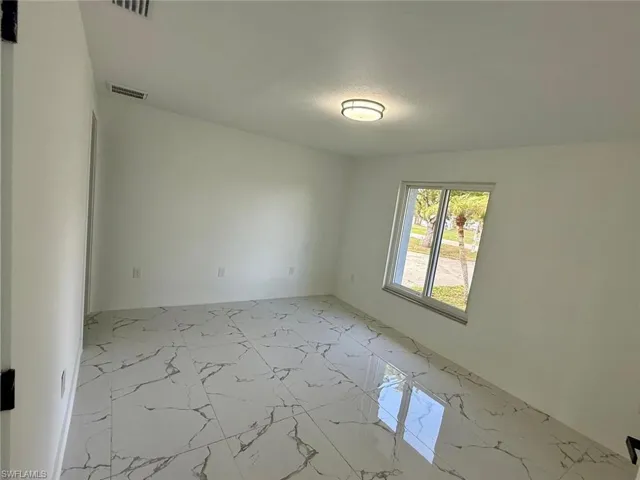 111 North Shore Ave, North Fort Myers, Florida 33917
