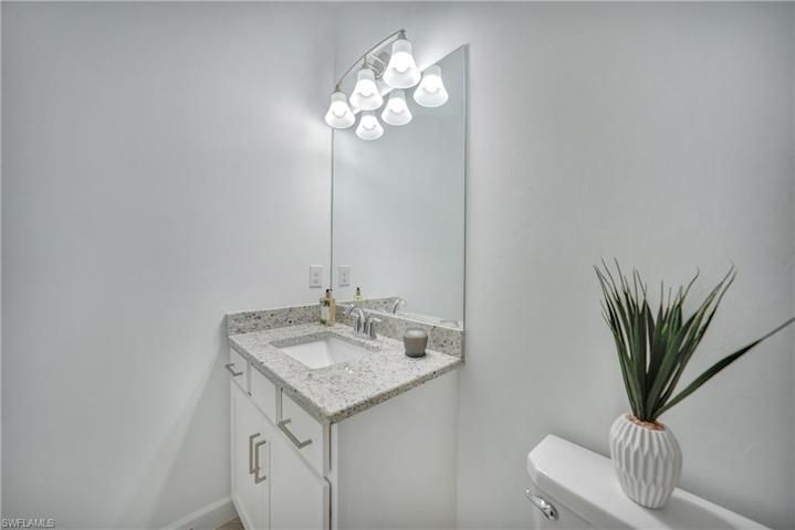 Guest Bath 1