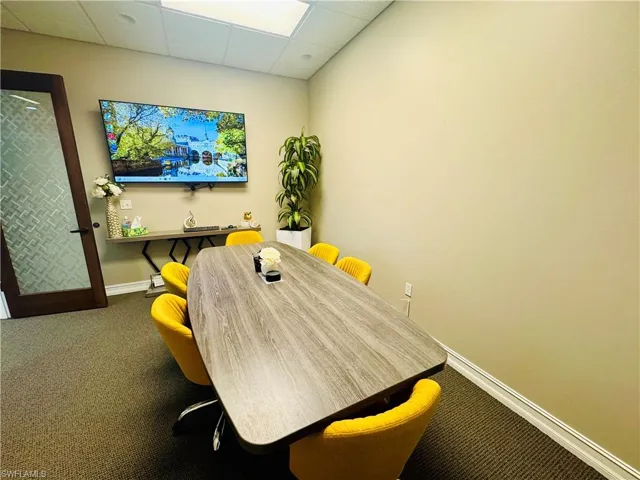 1016 Collier Center Way 106, Naples, Florida 34110