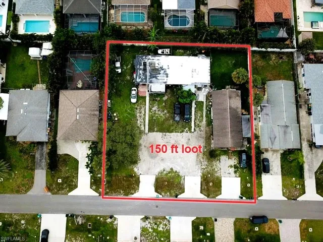 618 99th Ave N, Naples, Florida 34108