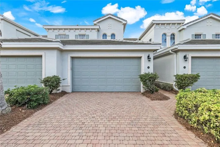 9255 Museo Cir 102, Naples, Florida 34114