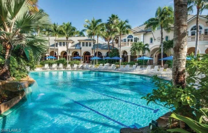 9255 Museo Cir 102, Naples, Florida 34114