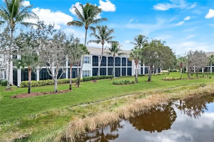 9255 Museo Cir 102, Naples, Florida 34114