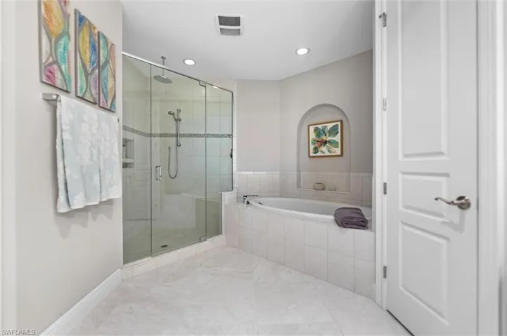 4781 Via Del Corso Ln 301, Bonita Springs, Florida 34134