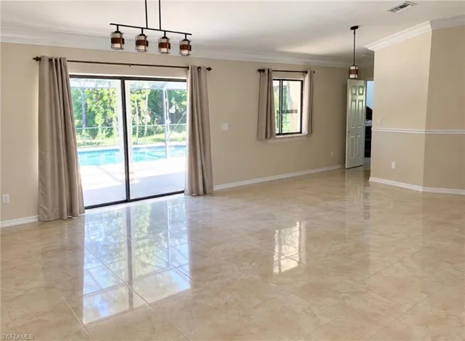 4707 7th Ave Nw, Naples, Florida 34119