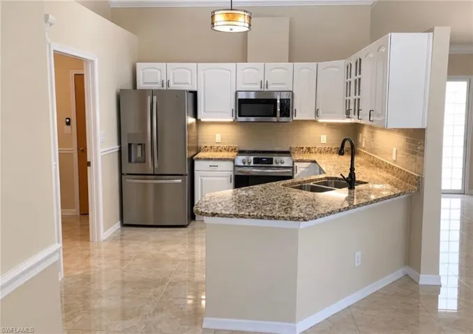 4707 7th Ave Nw, Naples, Florida 34119