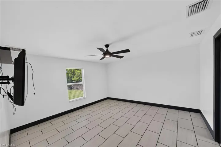 3734 Sw 11th Ave, Cape Coral, Florida 33914