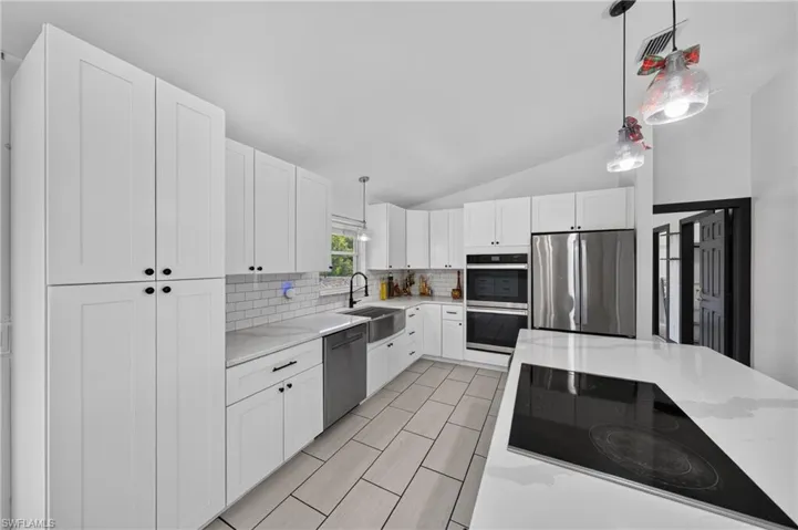 3734 Sw 11th Ave, Cape Coral, Florida 33914