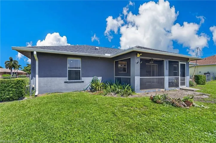 3734 Sw 11th Ave, Cape Coral, Florida 33914