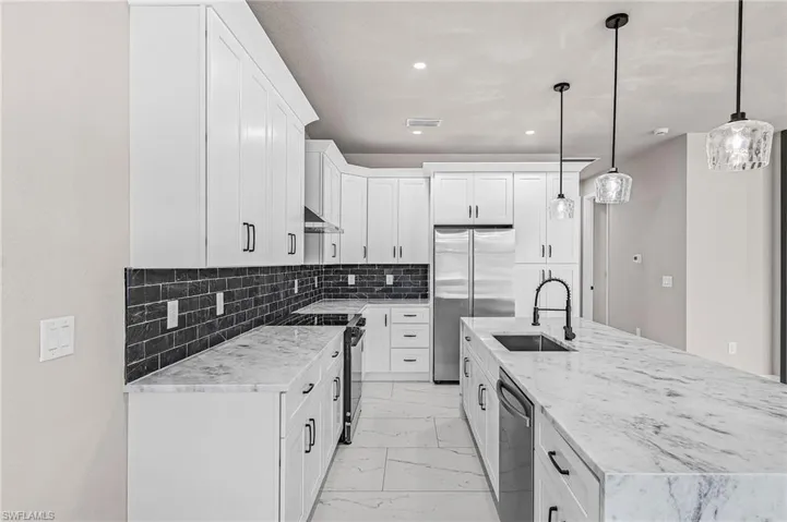 1265 Banjo Ct, Labelle, Florida 33935