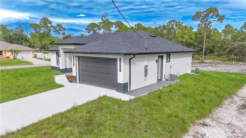1322  Lincoln  AVE, Lehigh Acres, FL 33972