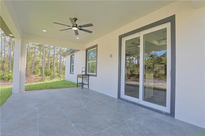 View of patio / terrace with a ceiling fan