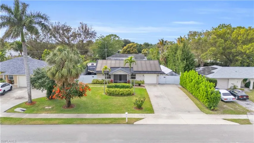 View of front of house with a front lawn
