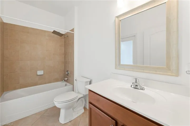 2769 Via Piazza Loop, Fort Myers, Florida 33905