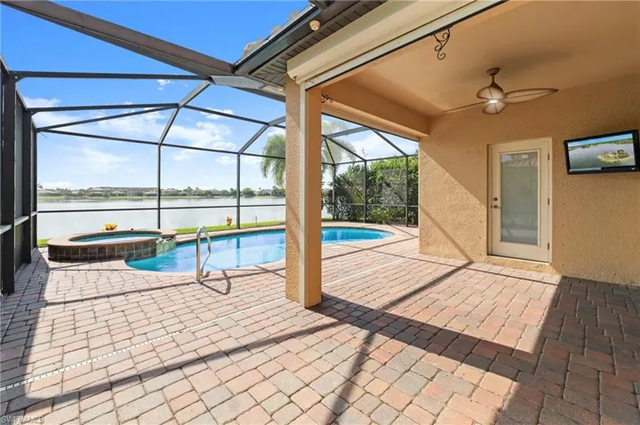 2769 Via Piazza Loop, Fort Myers, Florida 33905