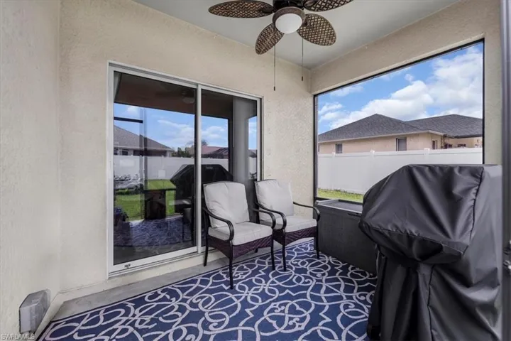 2614 Sw 1st Ave, Cape Coral, Florida 33914