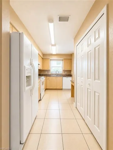 3304 Skyline Blvd 201, Cape Coral, Florida 33914