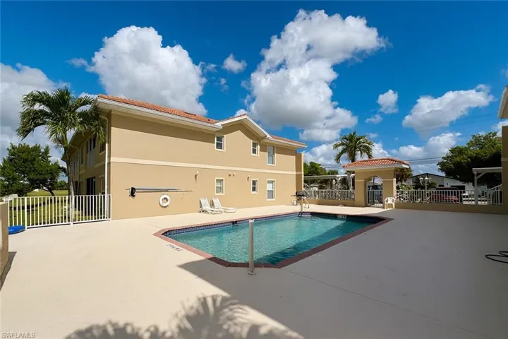 3304 Skyline Blvd 201, Cape Coral, Florida 33914