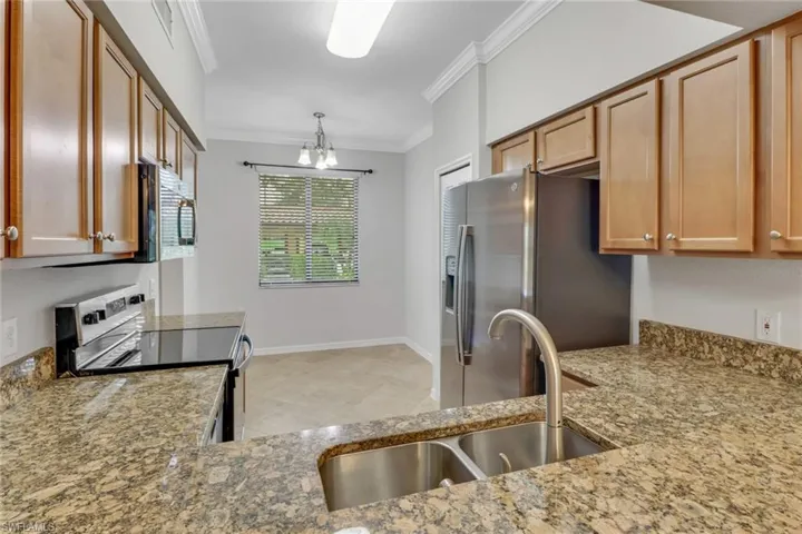 9723  Acqua  CT, Naples, FL 34113
