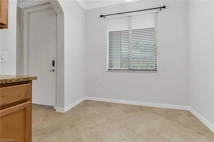 9723  Acqua  CT, Naples, FL 34113