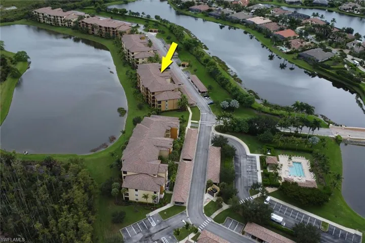 9723  Acqua  CT, Naples, FL 34113