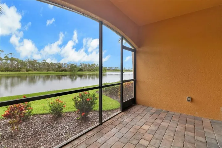 9723  Acqua  CT, Naples, FL 34113
