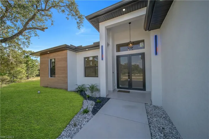 1717 Roosevelt Ave, Lehigh Acres, Florida 33972