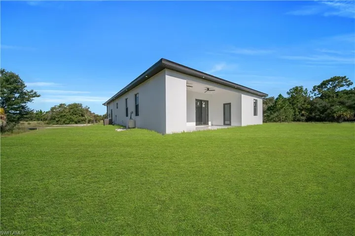 1717 Roosevelt Ave, Lehigh Acres, Florida 33972