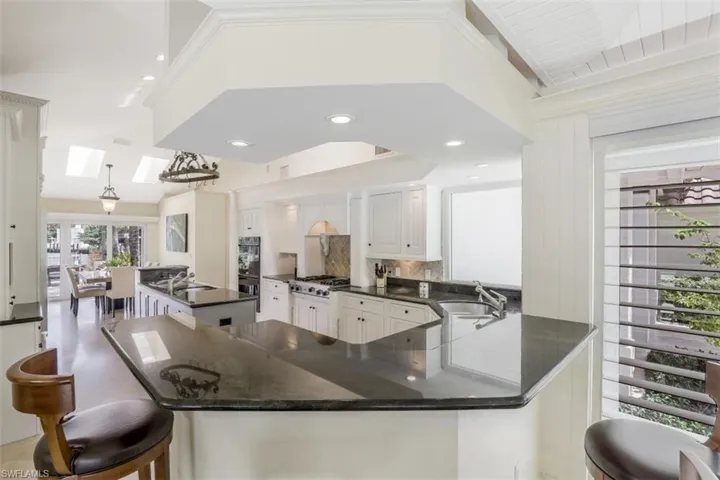 655 Galleon Dr, Naples, Florida 34102