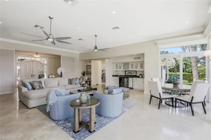 655 Galleon Dr, Naples, Florida 34102