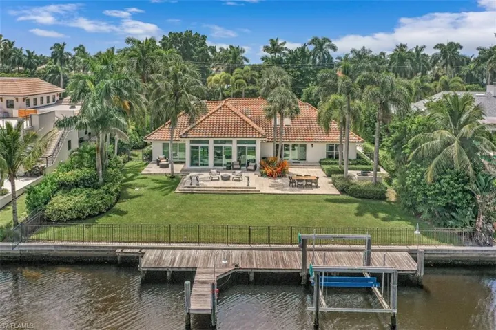 655 Galleon Dr, Naples, Florida 34102