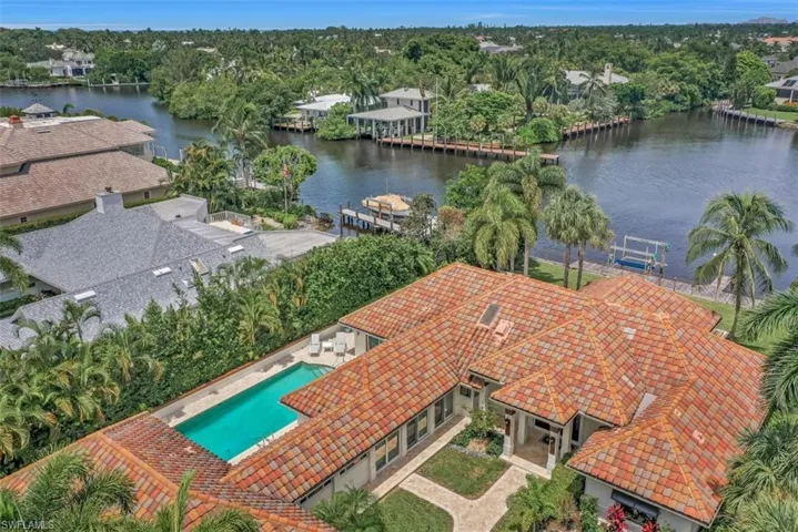 655 Galleon Dr, Naples, Florida 34102