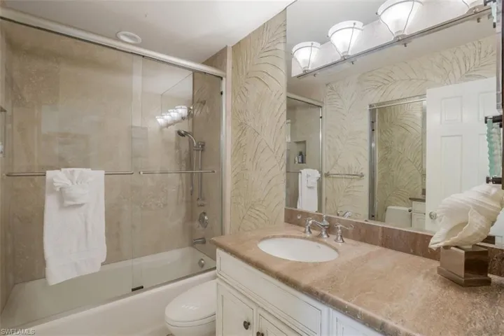 655 Galleon Dr, Naples, Florida 34102