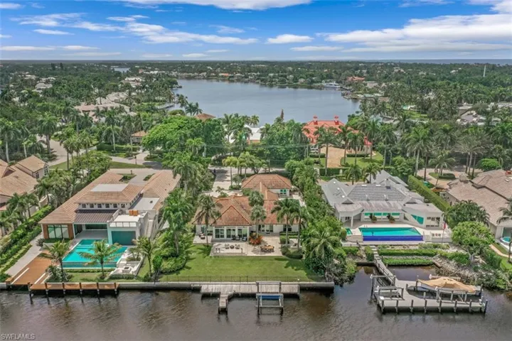 655 Galleon Dr, Naples, Florida 34102