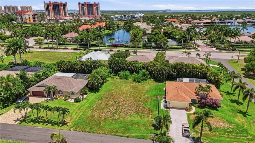 1728 54th Ln, Cape Coral, Florida 33914