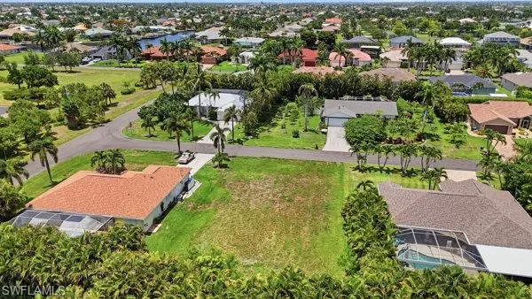 1728 54th Ln, Cape Coral, Florida 33914