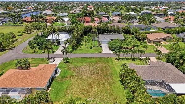 1728 54th Ln, Cape Coral, Florida 33914