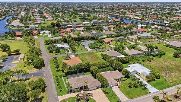 1728 54th Ln, Cape Coral, Florida 33914