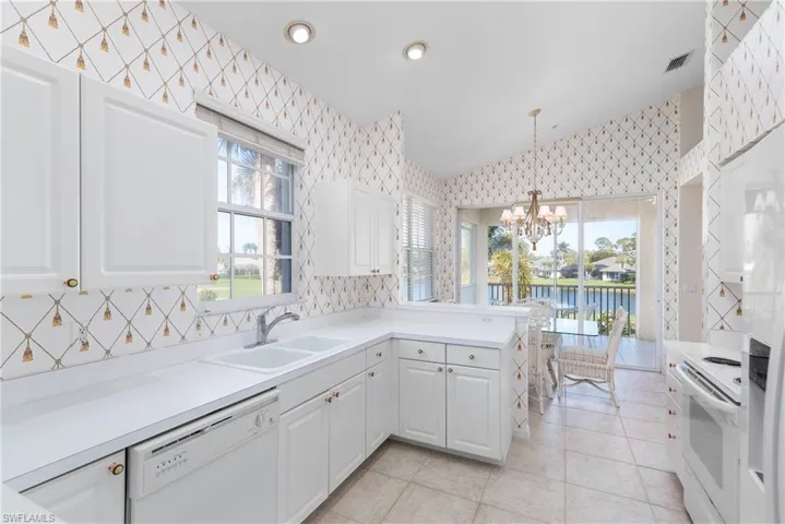 Kitchen with Kitchen Bar & Views