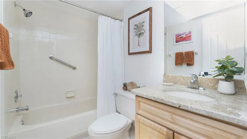 4957 Pepper Cir # C104, Naples, Florida 34113