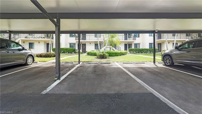 4957 Pepper Cir # C104, Naples, Florida 34113