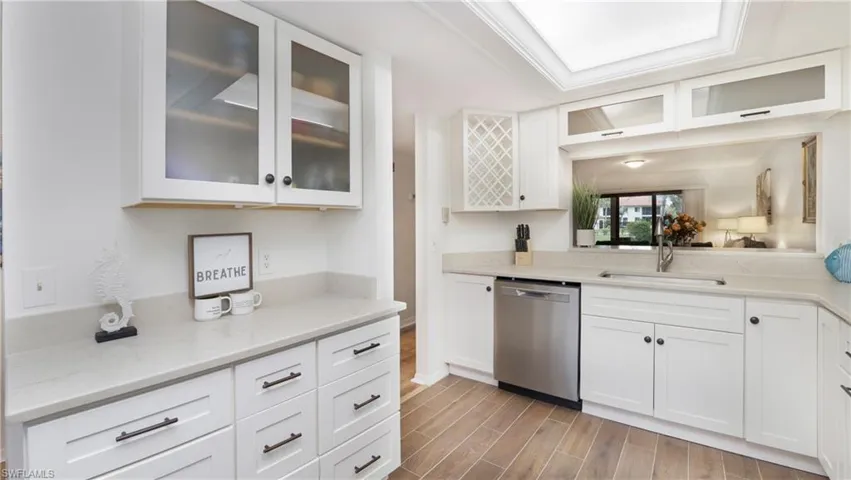 Spacious and updated kitchen