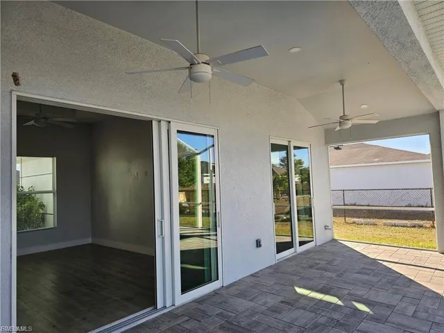 1425 Nw 1st St, Cape Coral, Florida 33993