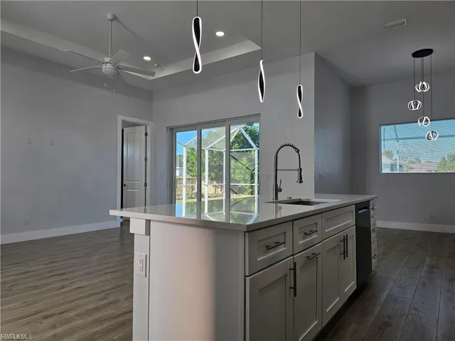 1425 Nw 1st St, Cape Coral, Florida 33993