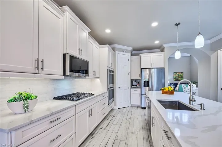 12702 Aviano Dr, Naples, Florida 34105