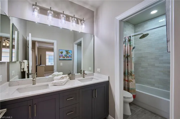12702  Aviano  DR, Naples, FL 34105