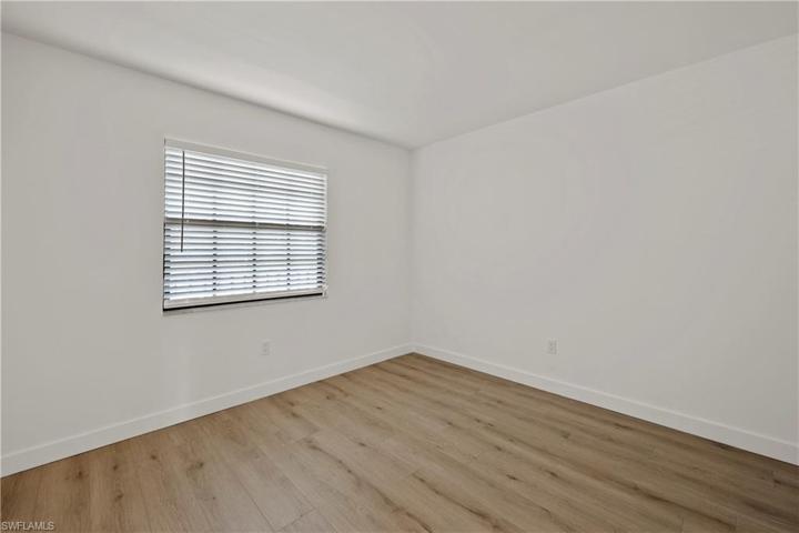 Second bedroom, or use as den/office, new flooring